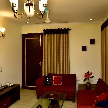 2Bhk Comfortable Furnished Serviced Apartments In Hauz Khas - Woodpecker Apartments New Delhi Luaran gambar