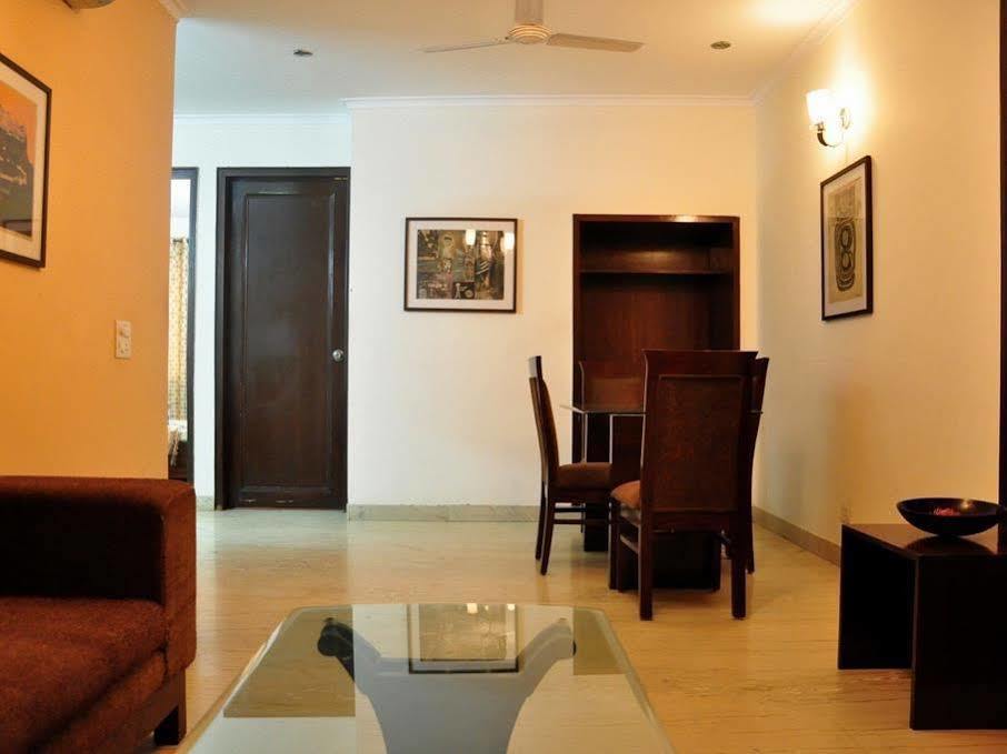 2Bhk Comfortable Furnished Serviced Apartments In Hauz Khas - Woodpecker Apartments New Delhi Luaran gambar
